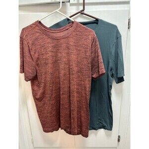 Lululemon men’s shirt bundle (2)